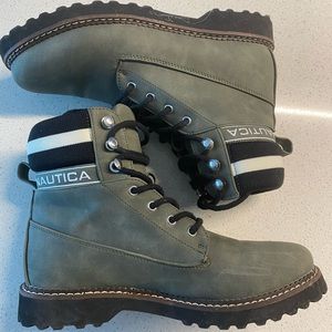 Nautica Dark Green Boots size 7.5